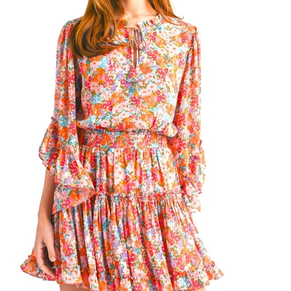 Lisa Dress - Picture 3 of 9